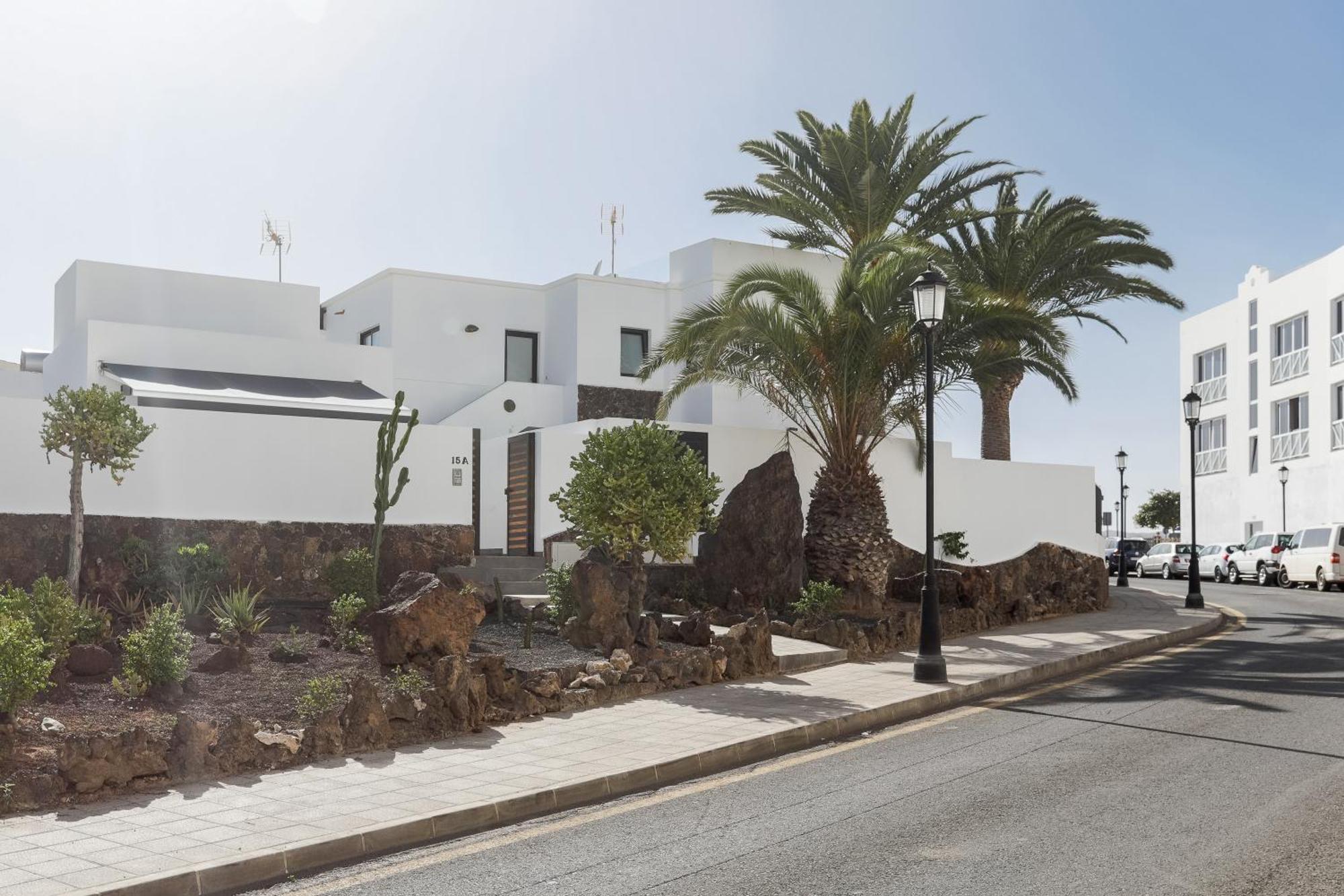 Apartment Urban Chill Private Pool Corralejo By Holidays Home Экстерьер фото